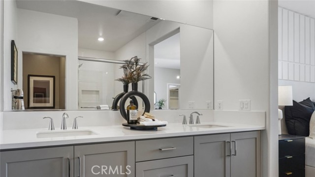 Photos shown are of model only- not actual homesite.