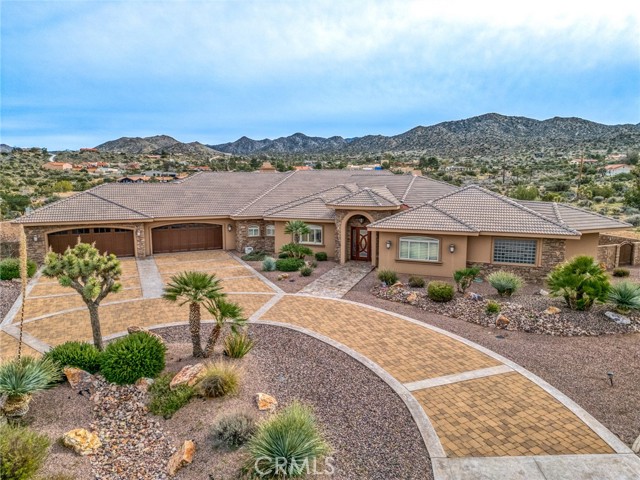 Image 7 of 53 For 58839 Santa Barbara Dr