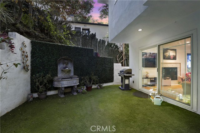 Detail Gallery Image 26 of 37 For 3329 Adina Dr, Los Angeles,  CA 90068 - 3 Beds | 3/1 Baths