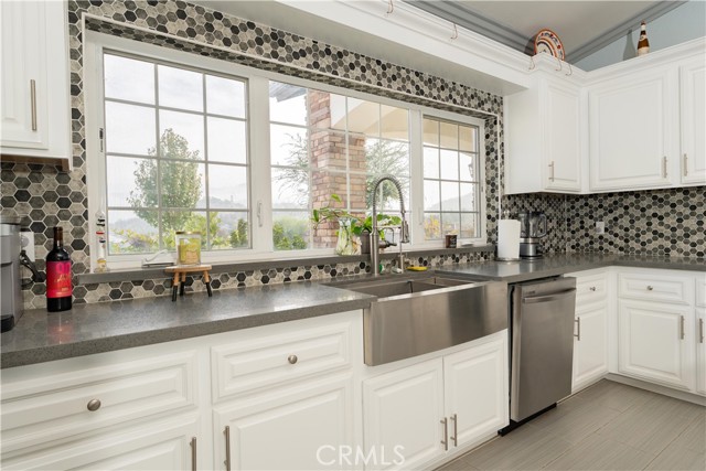 Detail Gallery Image 19 of 62 For 16605 Deer Creek Dr, Springville,  CA 93265 - 4 Beds | 3 Baths