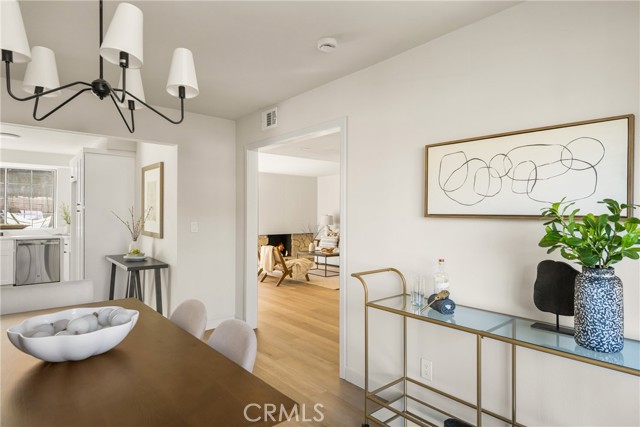 Detail Gallery Image 9 of 29 For 19010 Gunlock, Carson,  CA 90746 - 5 Beds | 3 Baths