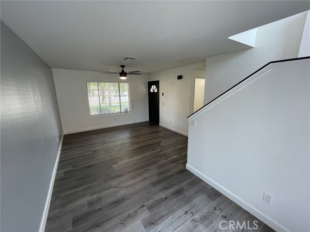 Detail Gallery Image 3 of 12 For 1351 N Church St #4,  Redlands,  CA 92374 - 3 Beds | 2/1 Baths