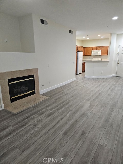 Detail Gallery Image 3 of 8 For 26526 Arboretum Way #2003,  Murrieta,  CA 92563 - 1 Beds | 1 Baths