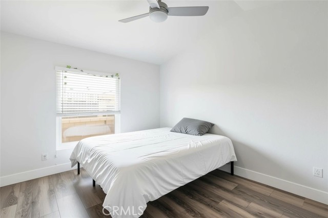 Detail Gallery Image 12 of 21 For 501 Willow Dr, Santa Ana,  CA 92703 - 2 Beds | 1 Baths