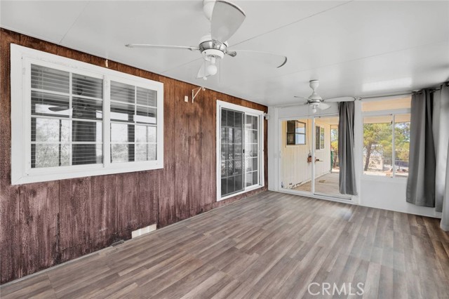 27580 Linda Vista Road, Barstow CA: https://media.crmls.org/medias/828f3ece-0e13-4bf4-9401-d3dec7bc31bd.jpg