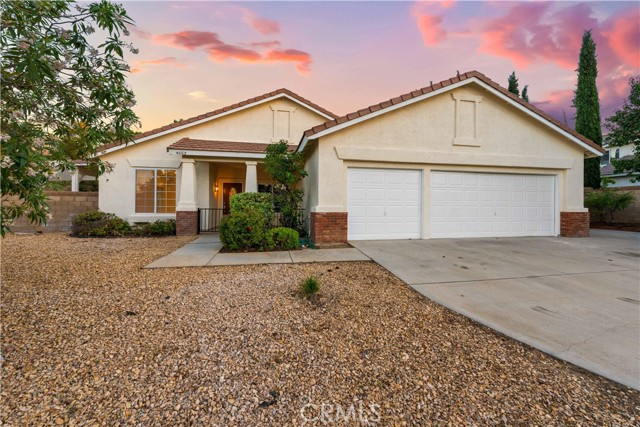 Detail Gallery Image 1 of 36 For 4652 Starstone Ct, Palmdale,  CA 93551 - 3 Beds | 2 Baths