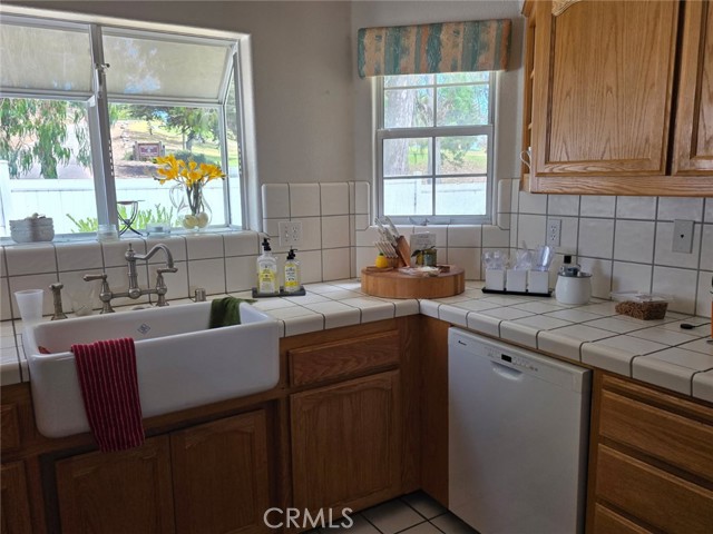 138 Sandpiper Circle, Morro Bay CA: https://media.crmls.org/medias/82908ffb-87d8-4b3a-997e-ebce95cacb8e.jpg