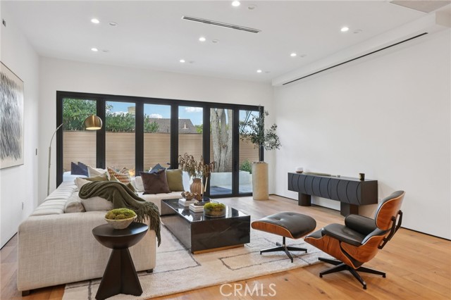 Image 7 of 69 For 5407 Via Del Valle