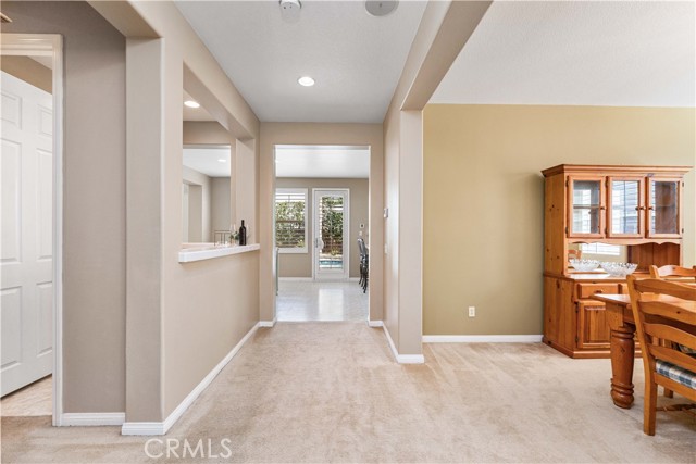 Detail Gallery Image 7 of 54 For 29126 Starwood Pl, Saugus,  CA 91390 - 4 Beds | 3/1 Baths