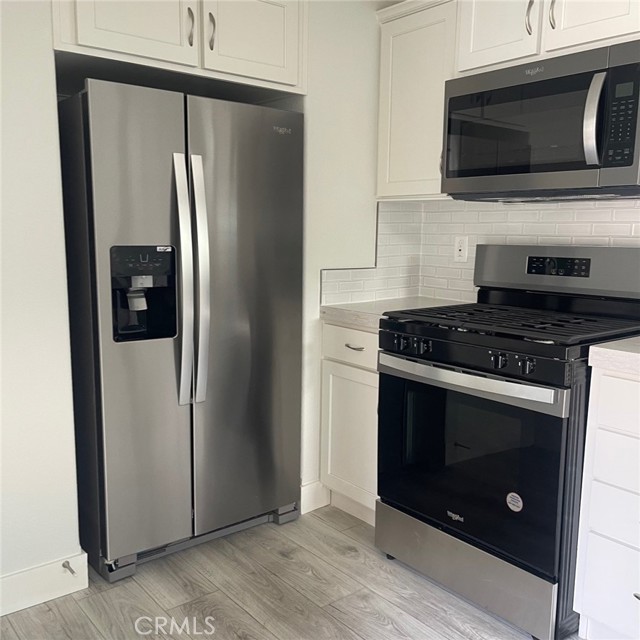 Detail Gallery Image 11 of 22 For 1930 Stewart St #X-7,  Santa Monica,  CA 90404 - 1 Beds | 1/1 Baths