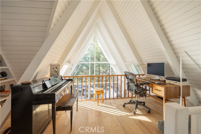 Detail Gallery Image 24 of 48 For 399 Rainier Rd, Lake Arrowhead,  CA 92352 - 3 Beds | 3 Baths