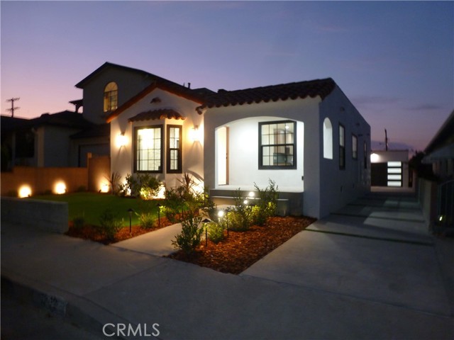 Detail Gallery Image 1 of 33 For 1242 W Summerland Ave, San Pedro,  CA 90732 - 2 Beds | 1 Baths