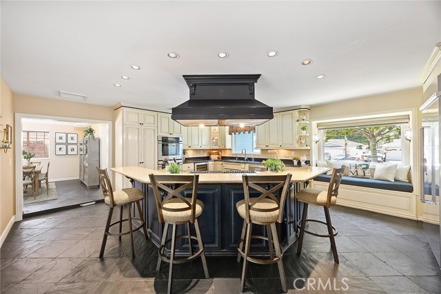 5092 Briarhill Drive, Yorba Linda CA: https://media.crmls.org/medias/8294c6fe-9a25-4b93-95c3-d22ea119e0da.jpg