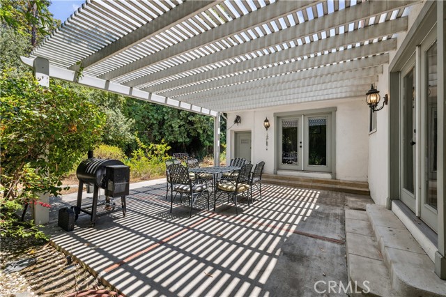 Detail Gallery Image 41 of 58 For 13621 Erwin St, Van Nuys,  CA 91401 - 4 Beds | 3 Baths