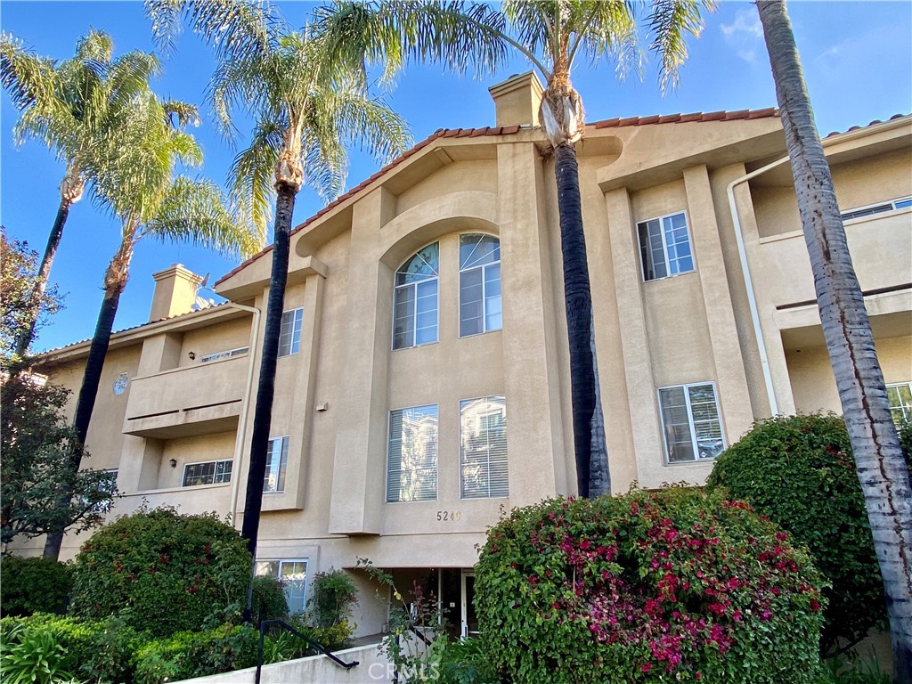 5240 Vantage Avenue #101