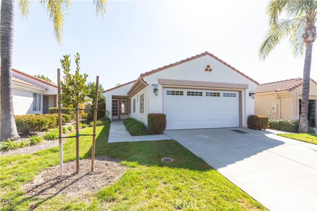 Detail Gallery Image 2 of 22 For 40632 Corte Albara, Murrieta,  CA 92562 - 2 Beds | 2 Baths