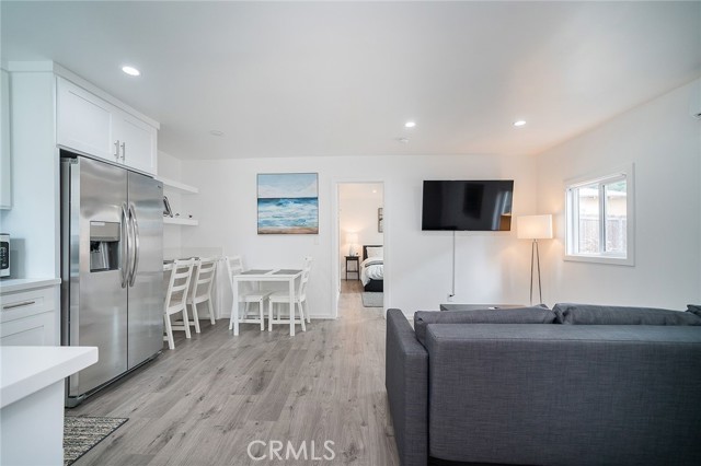 Detail Gallery Image 6 of 12 For 409 W Harvard a,  Glendale,  CA 91205 - 1 Beds | 1 Baths