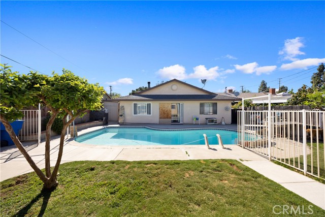 1118 Kwis Avenue, Hacienda Heights CA: https://media.crmls.org/medias/82973511-6795-4370-837b-46a60781fbf3.jpg