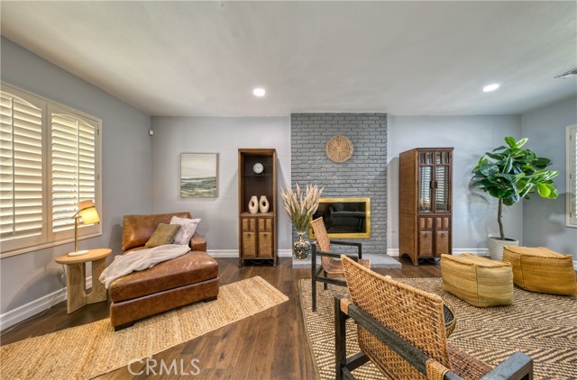 Detail Gallery Image 2 of 39 For 3025 Hollywell Pl, Glendale,  CA 91206 - 3 Beds | 2/1 Baths