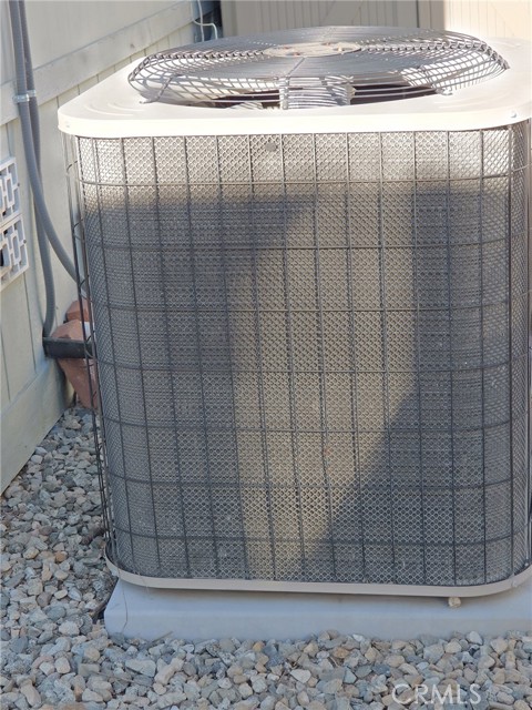 Detail Gallery Image 46 of 51 For 4 Oxford Way, Northridge,  CA 91324 - 2 Beds | 2 Baths