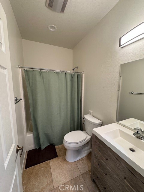 Detail Gallery Image 13 of 26 For 21650 Skyhill Pl, Perris,  CA 92570 - 4 Beds | 2 Baths