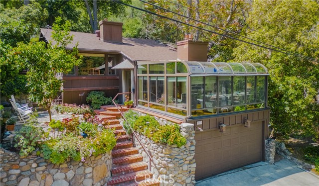 29772 Silverado Canyon Road, Silverado Canyon CA: https://media.crmls.org/medias/829880ff-fb7a-44ba-9dab-61854474188c.jpg