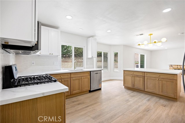4118 Overcrest Drive, Whittier CA: https://media.crmls.org/medias/829a3538-110a-436a-b813-35b33b67f59b.jpg