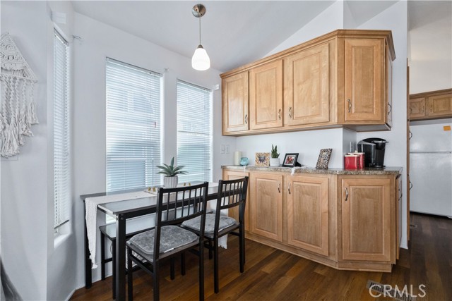 Detail Gallery Image 3 of 8 For 145 South Street #C2,  San Luis Obispo,  CA 93401 - 1 Beds | 1 Baths