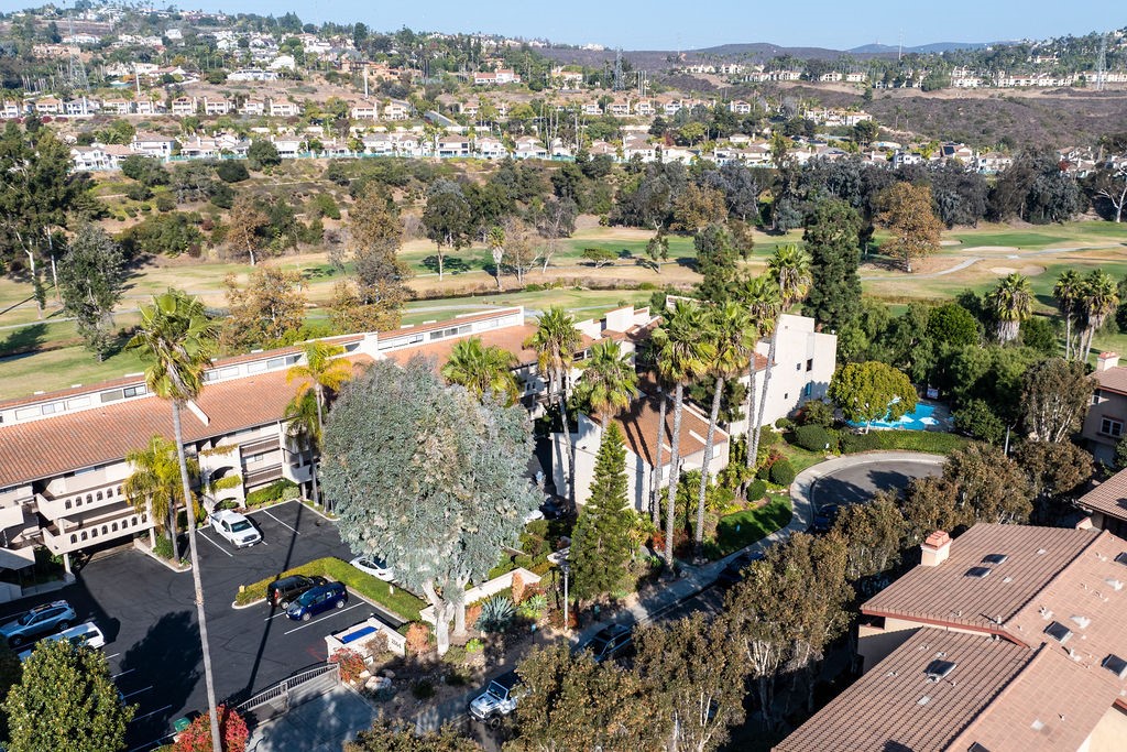 Detail Gallery Image 44 of 47 For 2564 Navarra Dr #105,  Carlsbad,  CA 92009 - 2 Beds | 2 Baths