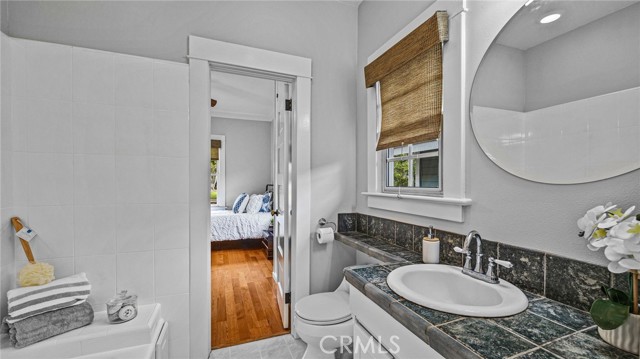 Detail Gallery Image 10 of 38 For 120 W 6th St, San Dimas,  CA 91773 - 5 Beds | 3/1 Baths