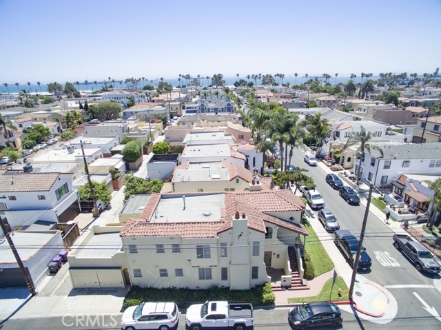 132 St Joseph Avenue, Long Beach CA: https://media.crmls.org/medias/829d0d91-9d2e-4431-9453-59e069d52931.jpg