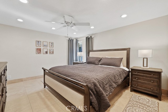 Detail Gallery Image 21 of 36 For 20981 Coastview Ln, Huntington Beach,  CA 92648 - 3 Beds | 2 Baths