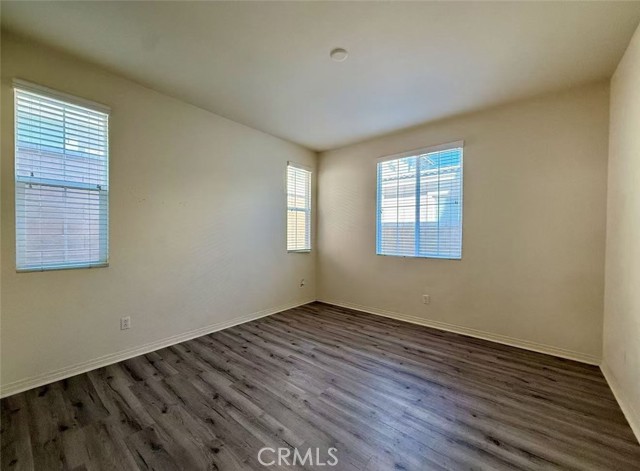 Detail Gallery Image 9 of 16 For 4263 S Glacier Trl, Ontario,  CA 91762 - 4 Beds | 3 Baths