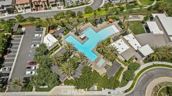323 Adela, Lake Forest CA: https://media.crmls.org/medias/829e386a-6709-4fd8-870b-83bcb30f6151.jpg