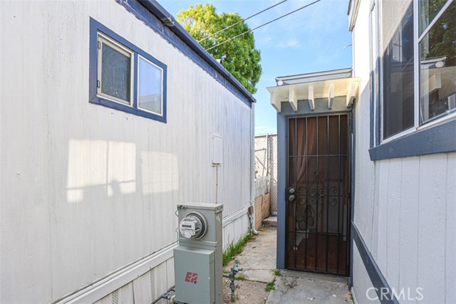 Detail Gallery Image 12 of 18 For 14272 Hoover St #10,  Westminster,  CA 92683 - 3 Beds | 2 Baths