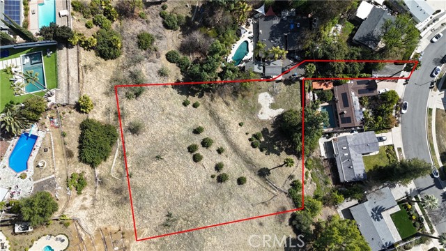 Detail Gallery Image 2 of 6 For 20713 Collins St, Woodland Hills,  CA 91367 - – Beds | – Baths