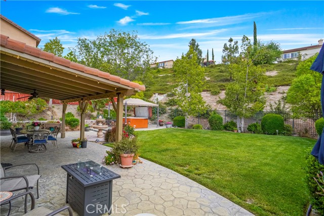 17334 Sierra Sunrise Lane, Canyon Country CA: https://media.crmls.org/medias/829fc2f3-33c6-40bc-a6f2-57c91603df66.jpg