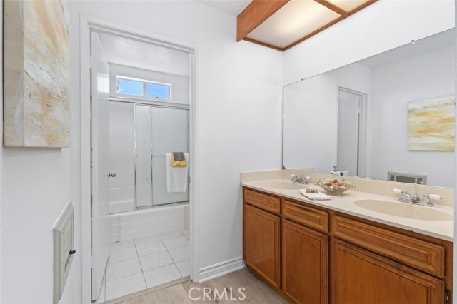 Detail Gallery Image 22 of 46 For 1691 Green Meadow Ave, Tustin,  CA 92780 - 6 Beds | 4 Baths