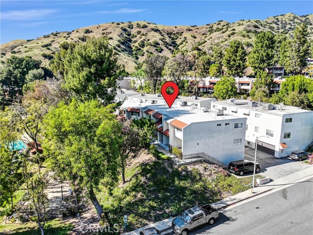 Detail Gallery Image 35 of 36 For 9502 via Salerno, Burbank,  CA 91504 - 2 Beds | 2/1 Baths