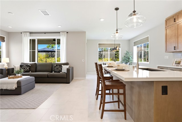 Detail Gallery Image 19 of 75 For 1341 Roots Way, Rancho Mission Viejo,  CA 92694 - 3 Beds | 2/1 Baths