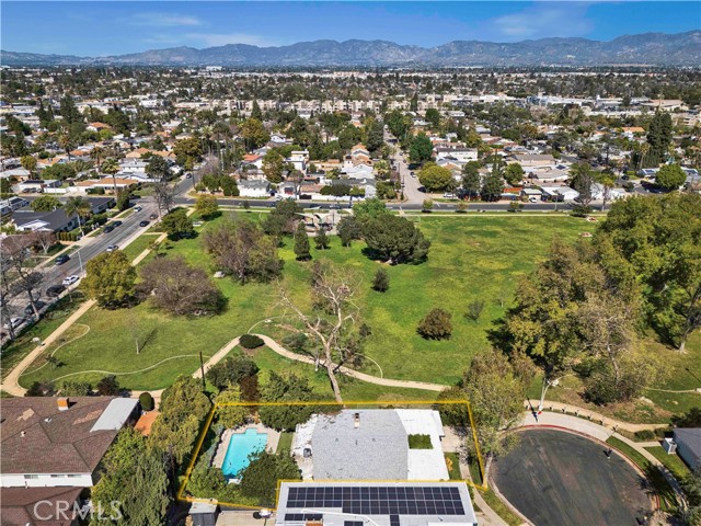 Detail Gallery Image 54 of 60 For 6119 Mary Ellen, Valley Glen,  CA 91401 - 4 Beds | 2 Baths