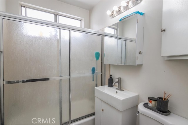  Income Home for Sale in Burbank, California