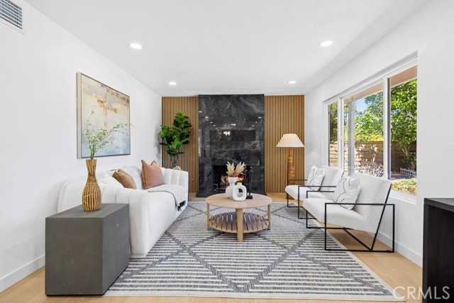 22982 Cecelia, Mission Viejo CA: https://media.crmls.org/medias/82a1a026-bb1d-4527-bca4-adc1b8e55814.jpg