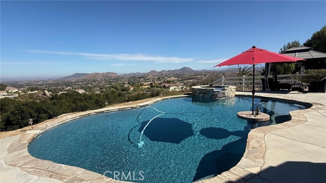 40107 Calle Breve, Temecula CA: https://media.crmls.org/medias/82a29353-c443-493d-bac5-1609bd516dc8.jpg