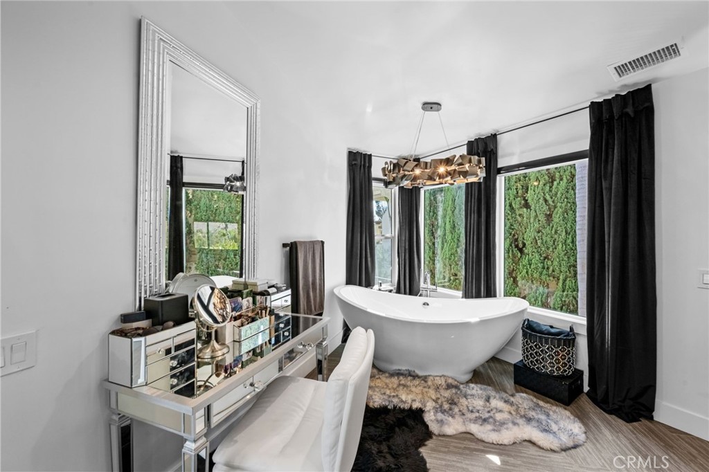 MLS #OC25238020 image #39