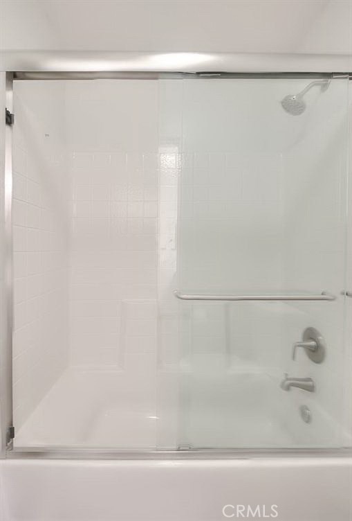 https://media.crmls.org/medias/82a35974-94e6-4ee8-b10f-c3a0a7fd9e6a.jpg?preset=X-Large