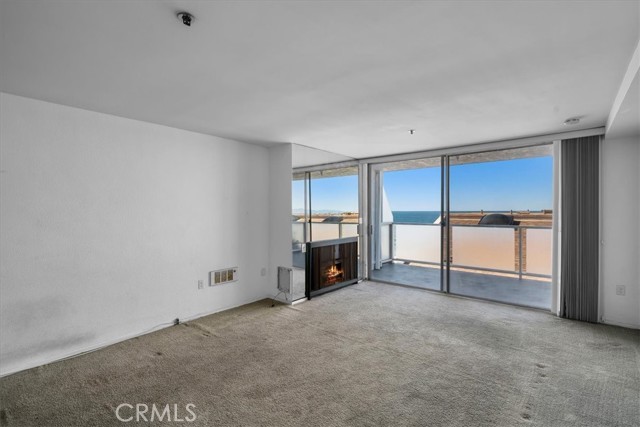 615 Esplanade, Redondo Beach, California 90277, 1 Bedroom Bedrooms, ,1 BathroomBathrooms,Residential,Sold,Esplanade,SB24012531