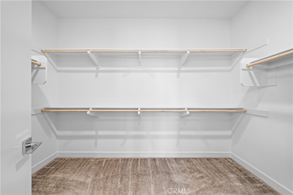 https://media.crmls.org/medias/82a3cb31-da77-49b0-88e3-6670a147cc42.jpg?preset=X-Large