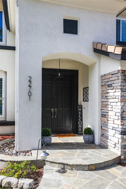 Image 2 of 53 For 22701 Foxridge