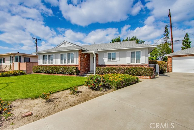 Detail Gallery Image 6 of 50 For 211 S Date, Anaheim,  CA 92805 - 3 Beds | 1 Baths